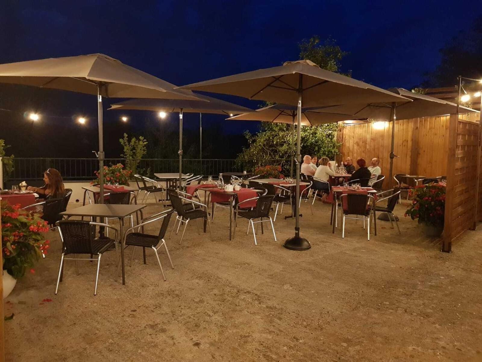Auberge D'Ici Et D'Ailleurs Cressensac-Sarrazac Dış mekan fotoğraf