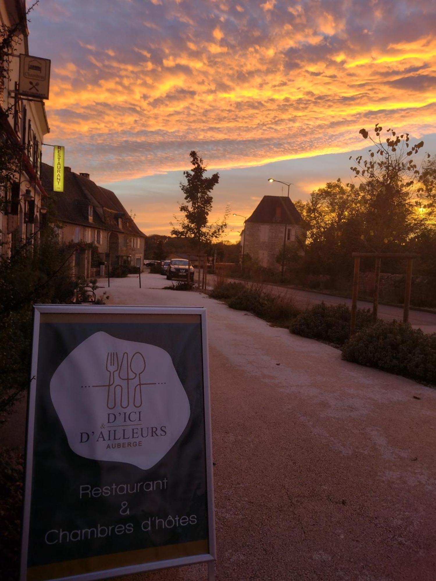Auberge D'Ici Et D'Ailleurs Cressensac-Sarrazac Dış mekan fotoğraf