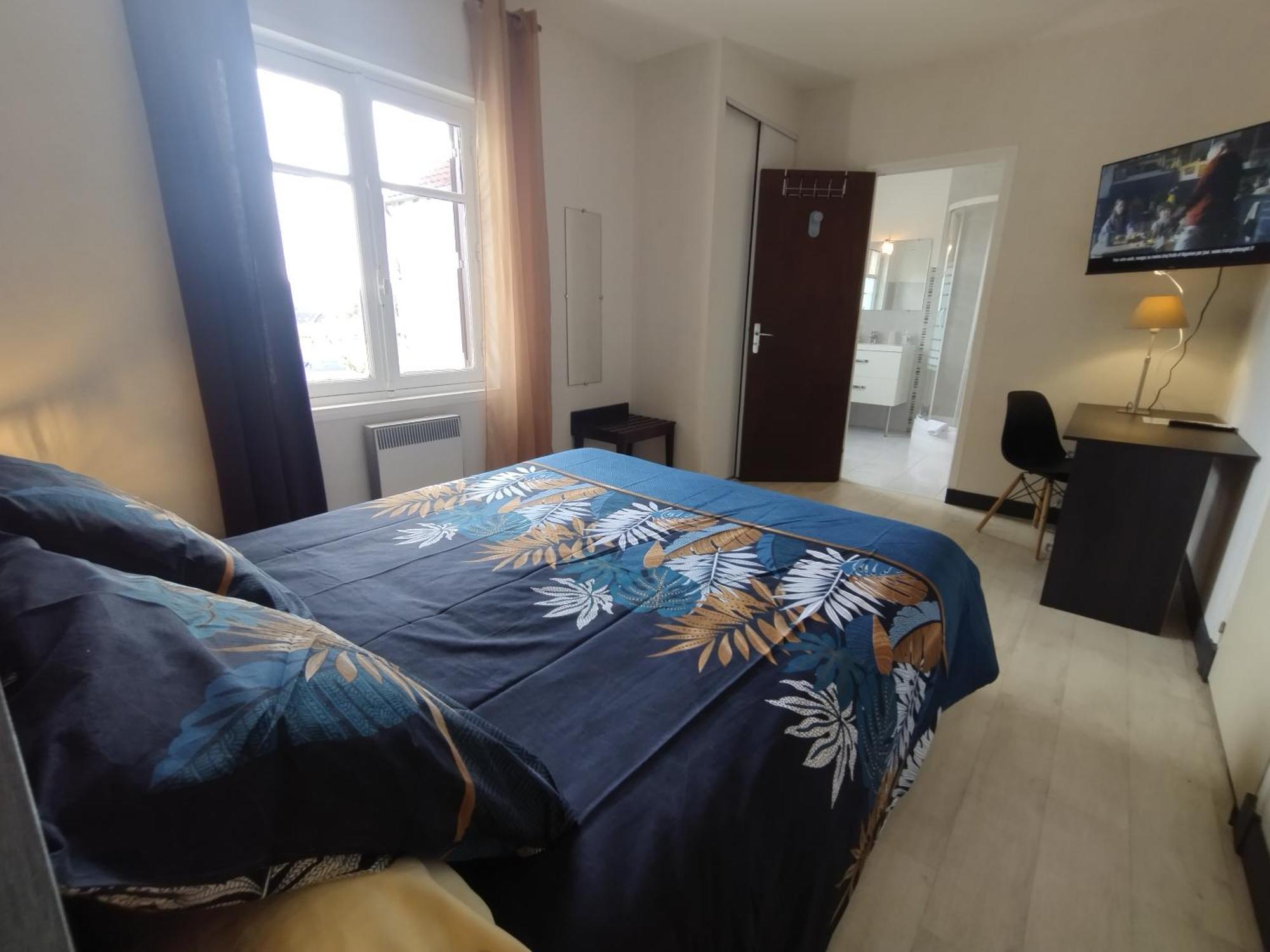 Auberge D'Ici Et D'Ailleurs Cressensac-Sarrazac Oda fotoğraf